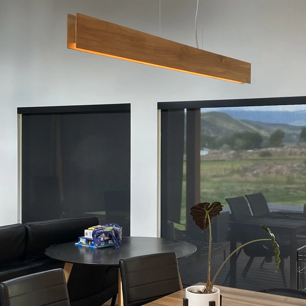 Clean LED-Pendelleuchte aus Teakholz - Image 8