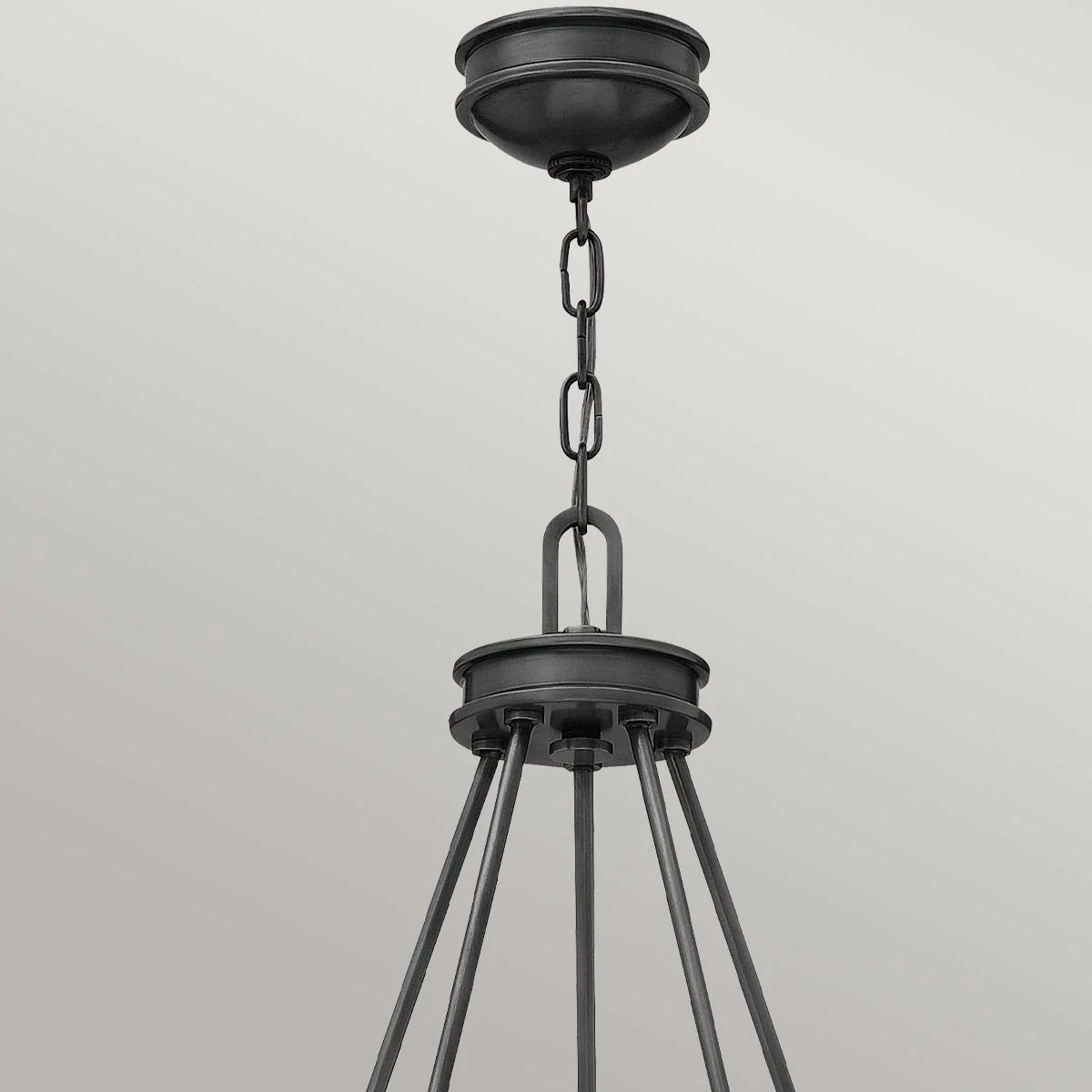 Collier – 5-flammiger Kronleuchter mit klarem Blasenglas an den Armen und opalweißem Mittelglas – Schwarzoxid - Image 5