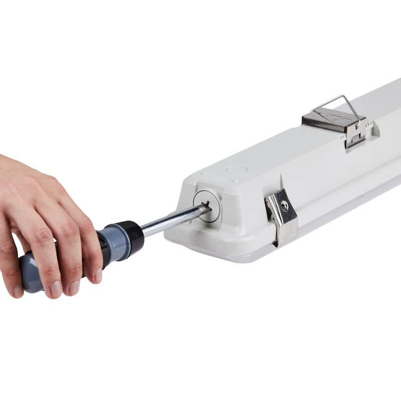 DOTLUX LED-Feuchtraumleuchte MISTRALsensor IP66 1540mm 39W Powerselect 4000K gefrostet mit Radarsensor - Image 4