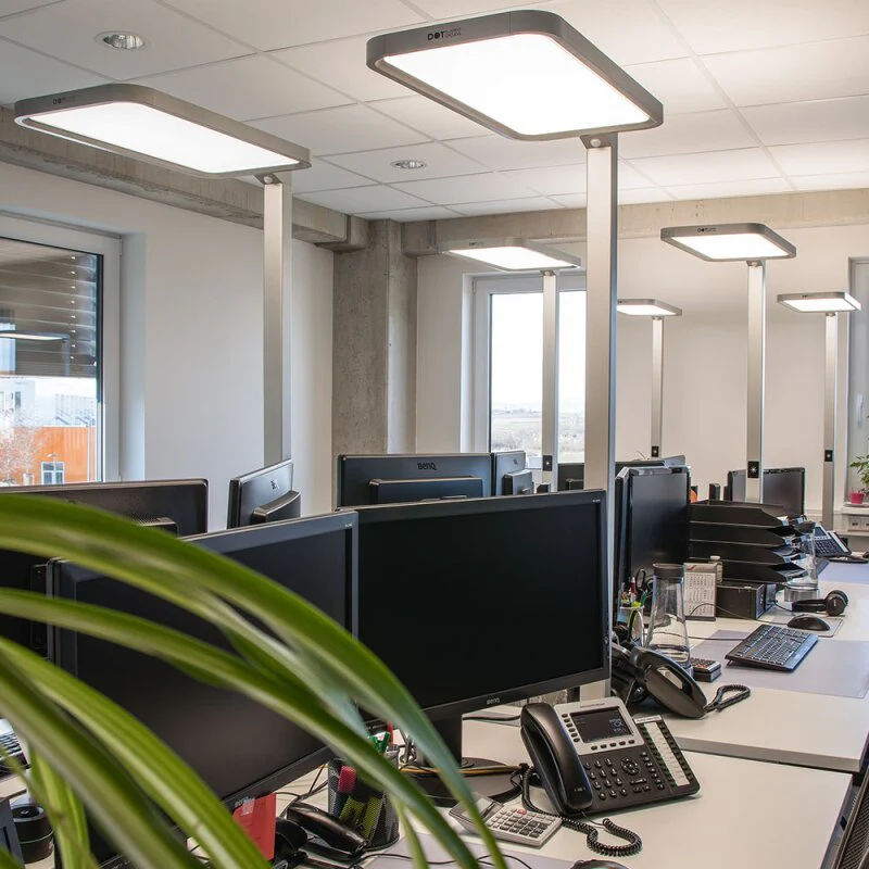 DOTLUX LED-Stehleuchte STUDIObutler 80W 4000K dimmbar silber - Image 2