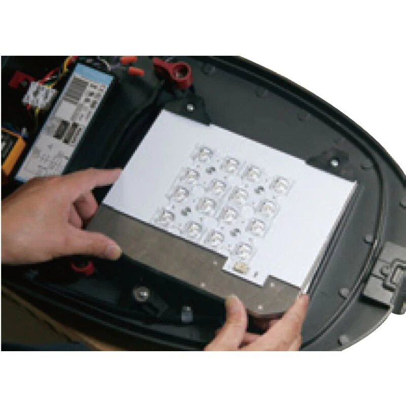 DOTLUX LED-Strassenleuchte BELUGAmini 19-38W 4000K SKII 10m Kabel ohne Mastadapter - Image 3