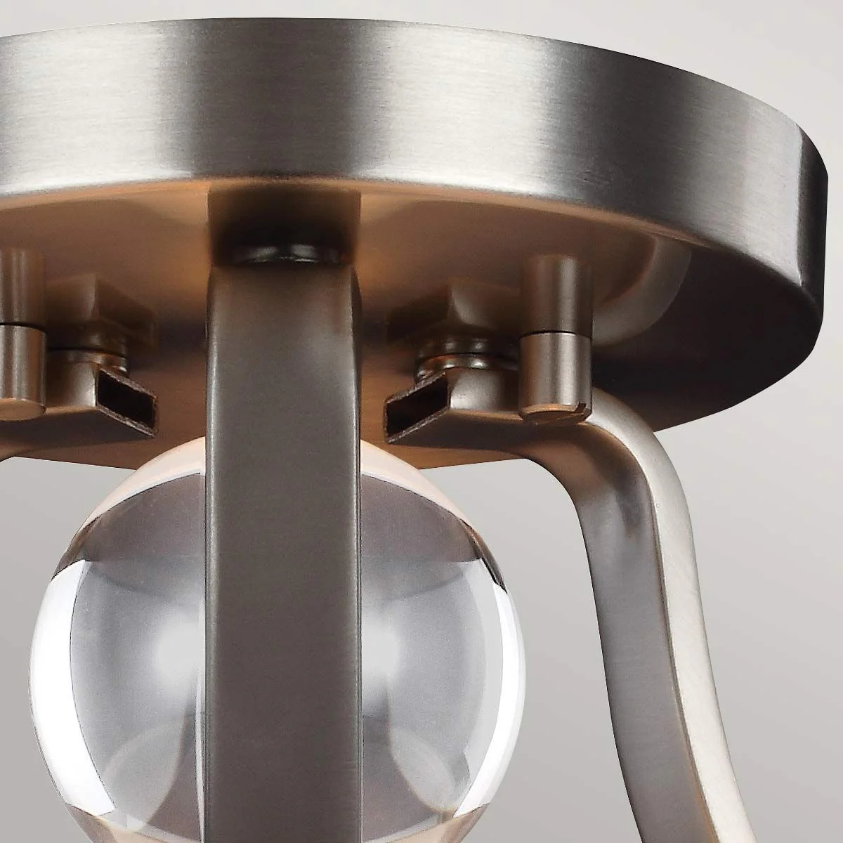 Evington 2-flammige Halbdeckenleuchte, Satin-Nickel - Image 3