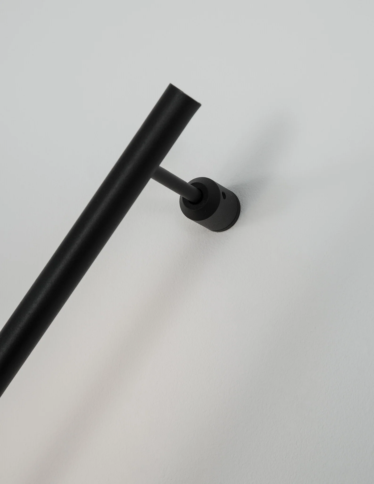 GROPIUS Wandaufbauleuchte 15 Watt 900 mm 3000 Kelvin - Image 6