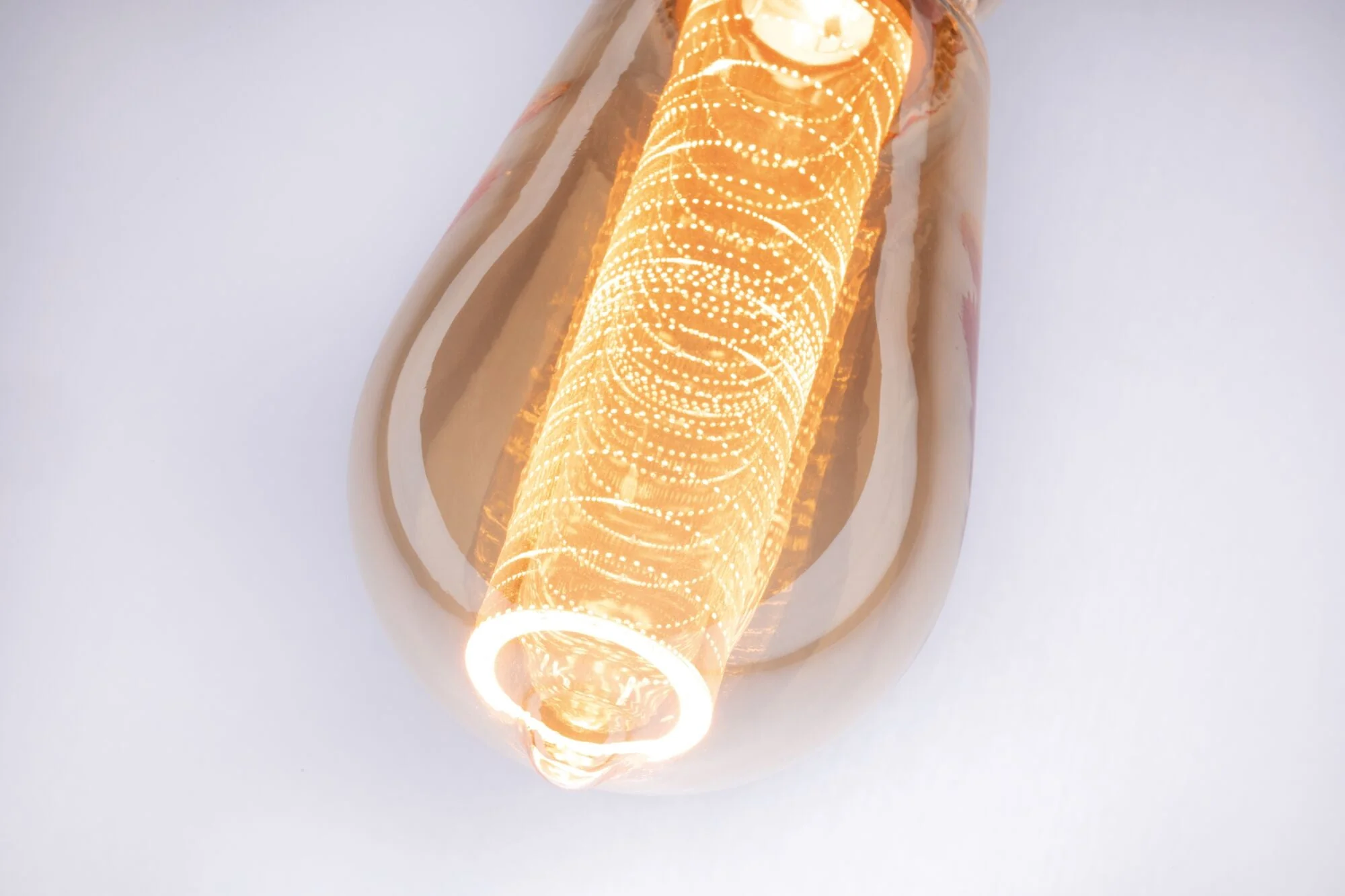 Inner Glow Edition LED Kolben Innenkolben Ringmuster E27 230V 120lm 3,6W 1800K dimmbar Gold - Image 2