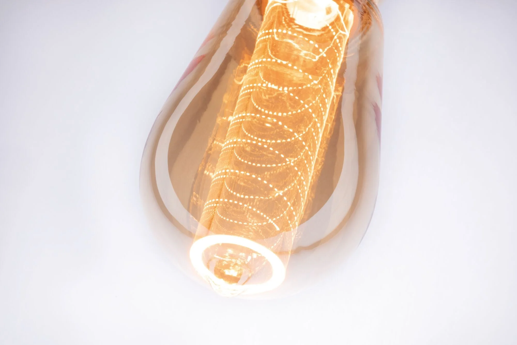 Inner Glow Edition LED Kolben Innenkolben Spiralmuster E27 230V 230lm 4W 1800K Gold - Image 2