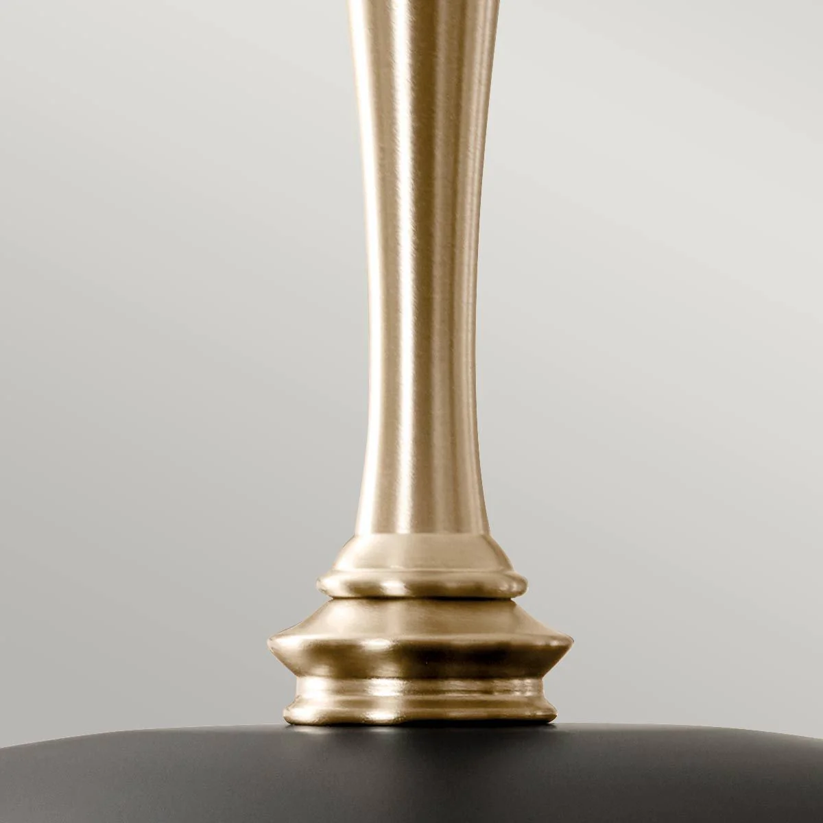 Kichler Delarosa 1 lt Deckenpendelleuchte – Schwarz und Champagnerbronze - Image 5