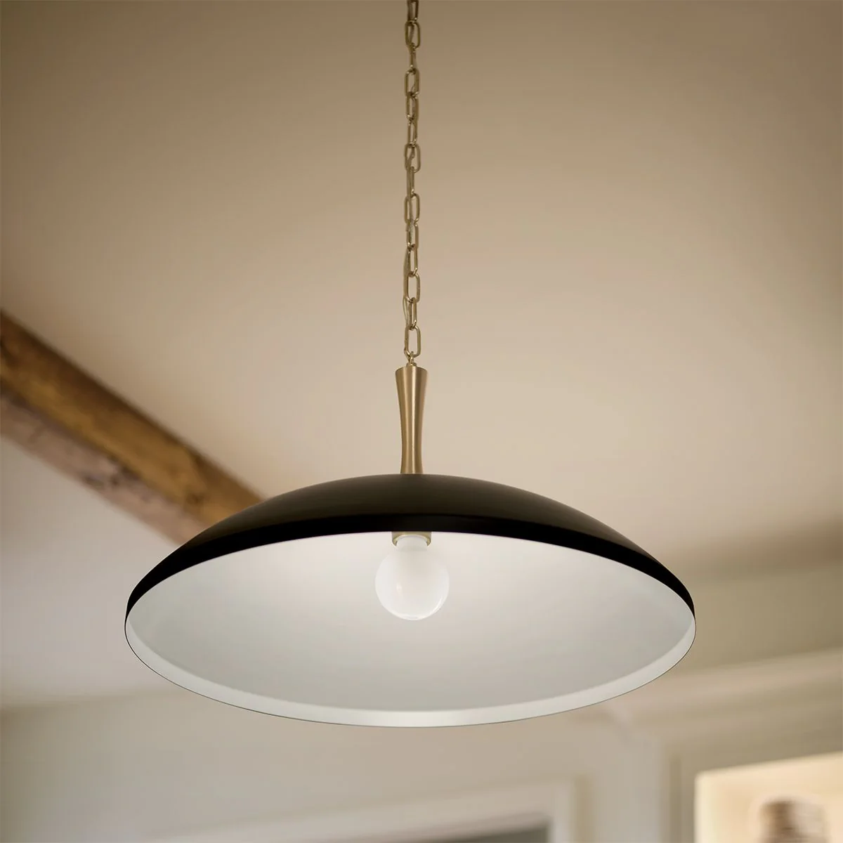 Kichler Delarosa 1 lt Deckenpendelleuchte – Schwarz und Champagnerbronze - Image 9