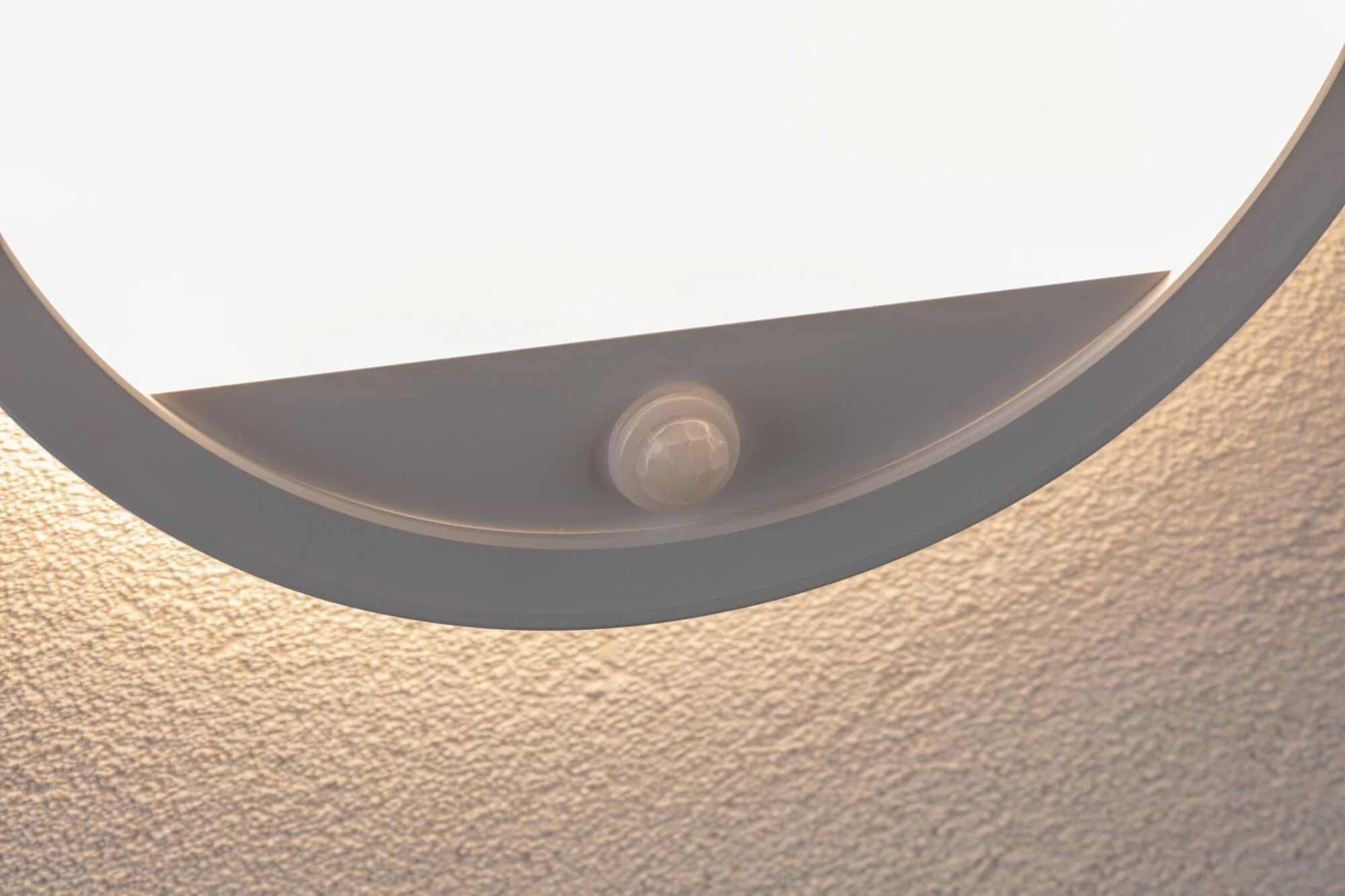 LED Außenpanel Lamina Backlight Bewegungsmelder insektenfreundlich IP44 rund 280mm Tunable Warm 14W 1150lm 230V Weiß Kunststoff - Image 4