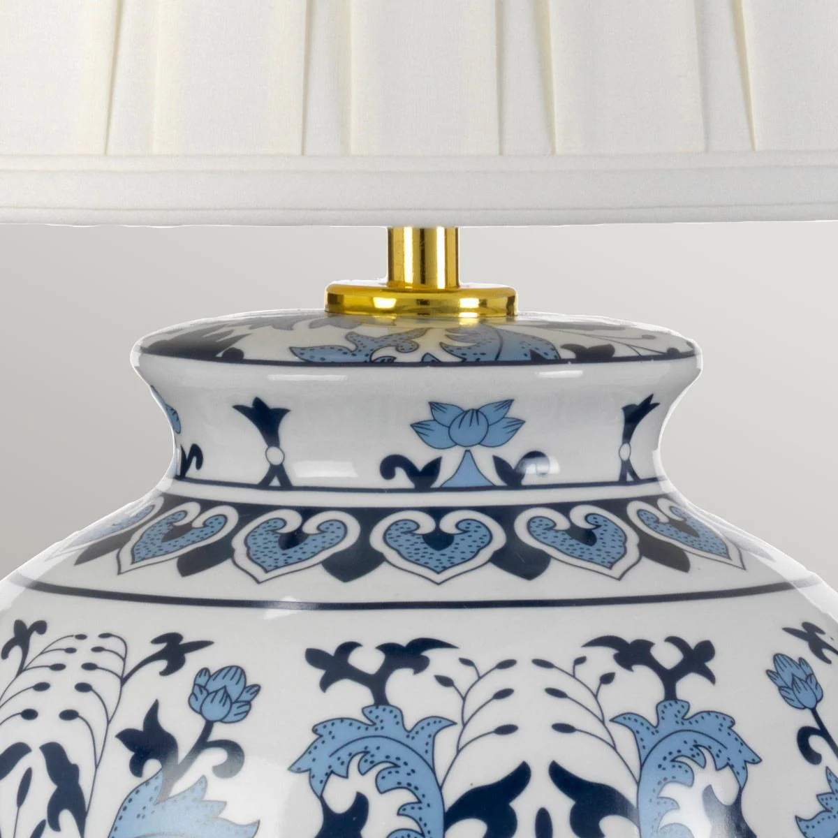 Linyi 1-flammige Tischlampe mit hohem Empire-Schirm - Blau und Weiß mit elfenbeinfarbenem Schirm - Image 2