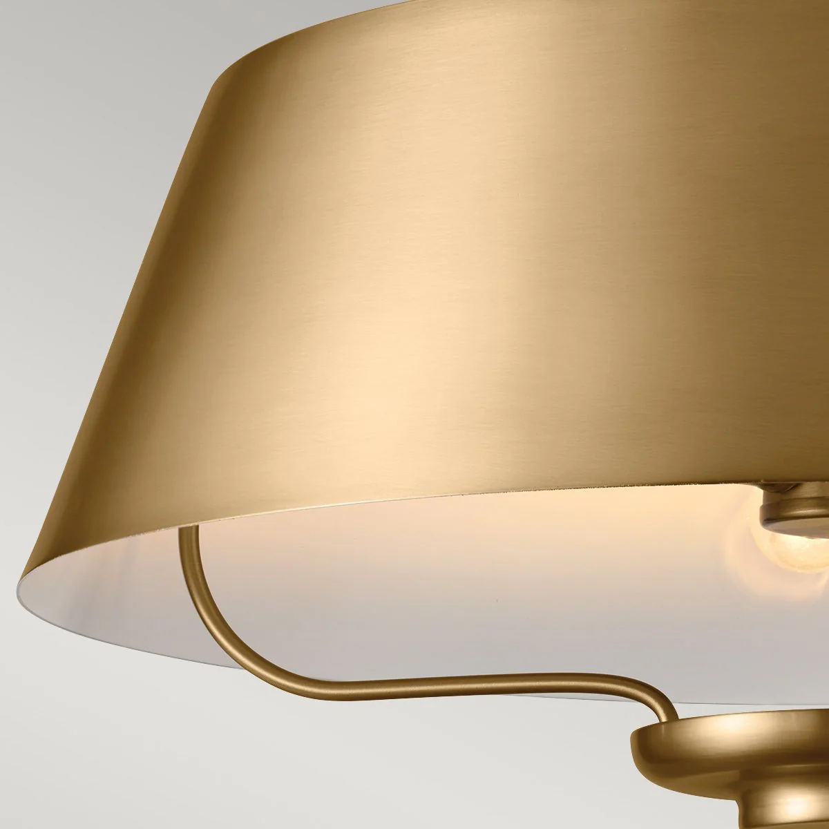 Luella 3lt Pendelleuchte mit zwei Halterungen, gebürstetes Naturmessing - Image 6