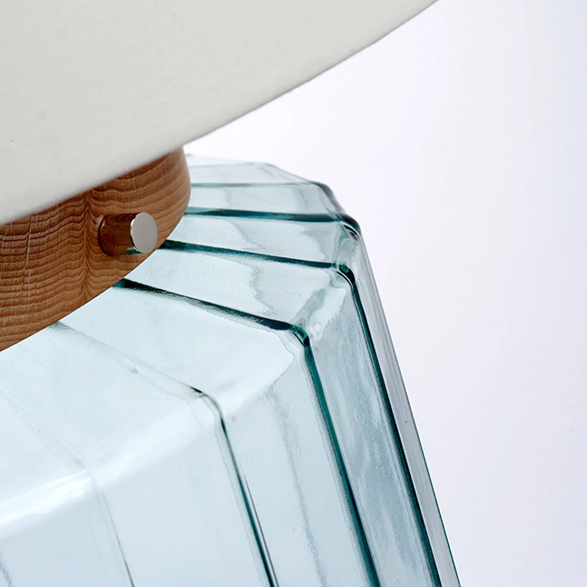 Luga Tischlampe - Natur - Metallarbeiten Nickel poliert - Glaswaren Klar/Natur - Holzlicht - Image 2