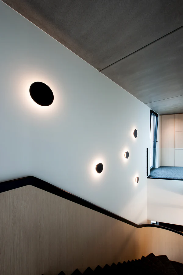 Miles 2.0 Round Wandlampe - Image 10