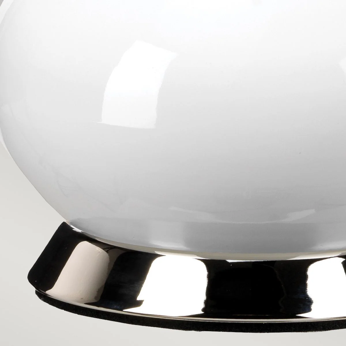 Milo 1-flammige Tischlampe - Poliertes Nickel, Weiß, Gelb - Image 3