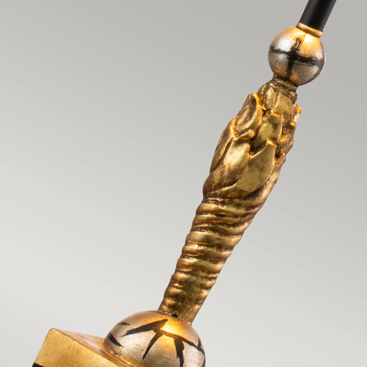 Noma Luxe Tischlampe mit 1 Licht, Blattgold, Schwarz und Silber, Schirm aus glasiertem Blattgold - Image 4
