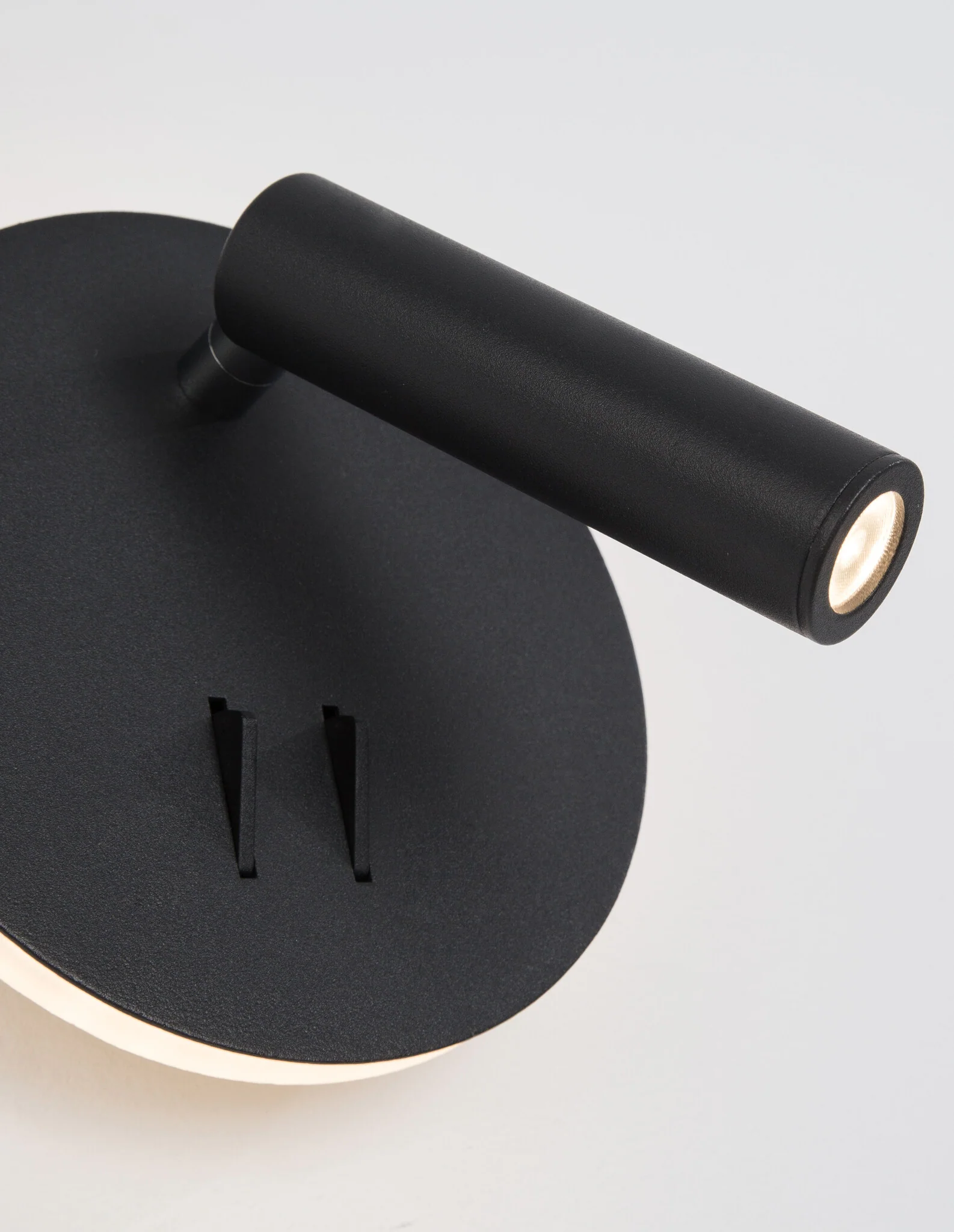 PENOR Wandaufbauleuchte 9 Watt 140 mm 3000 Kelvin - Image 2