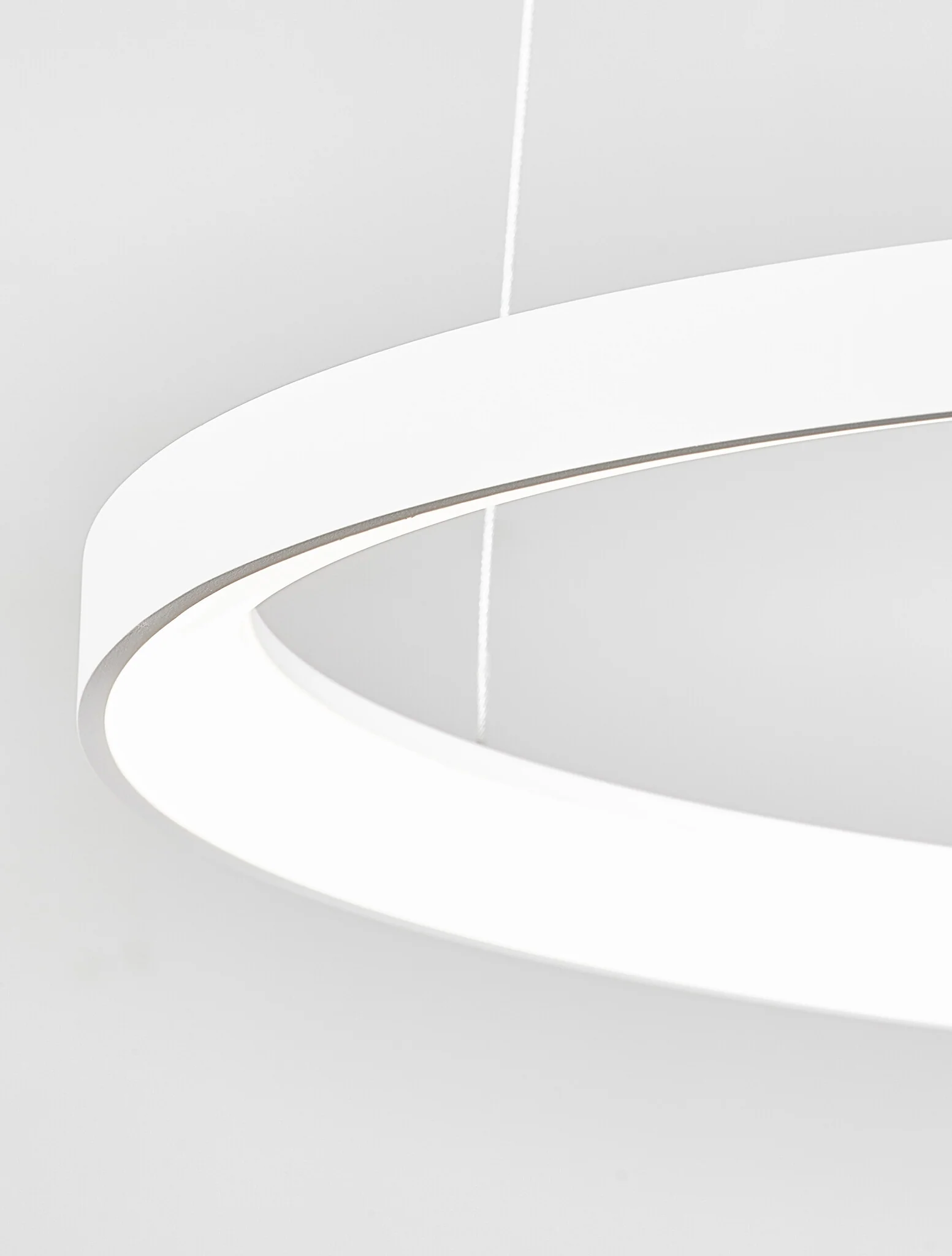 PERTINO Pendelleuchte 48 Watt 580 mm 2700 Kelvin dimmbar