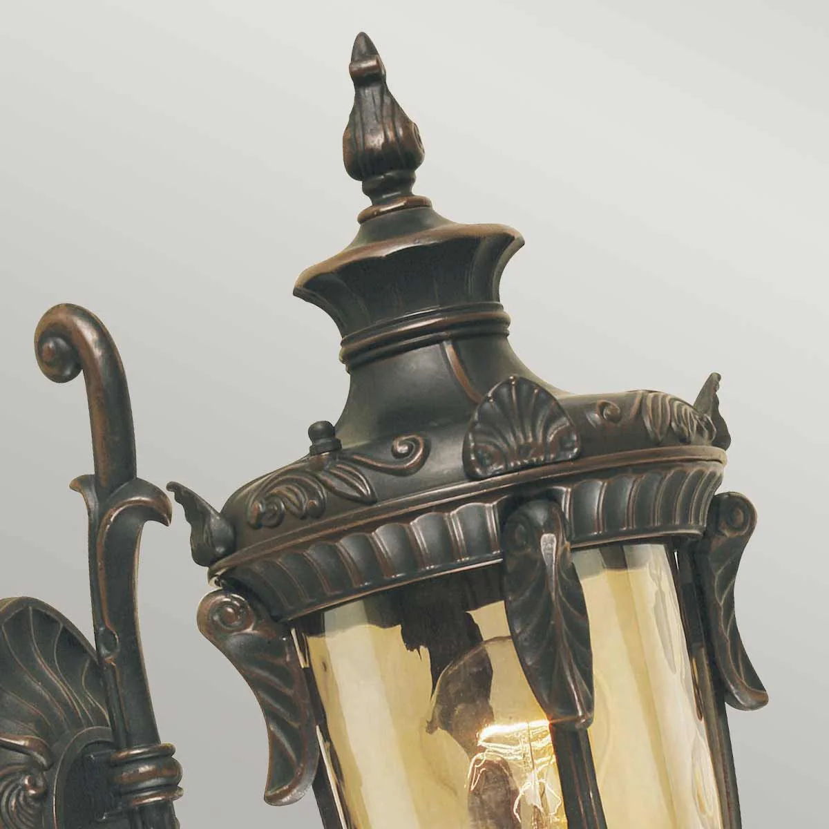 Philadelphia 1-flammige kleine Wandlaterne - Altbronze - Image 2