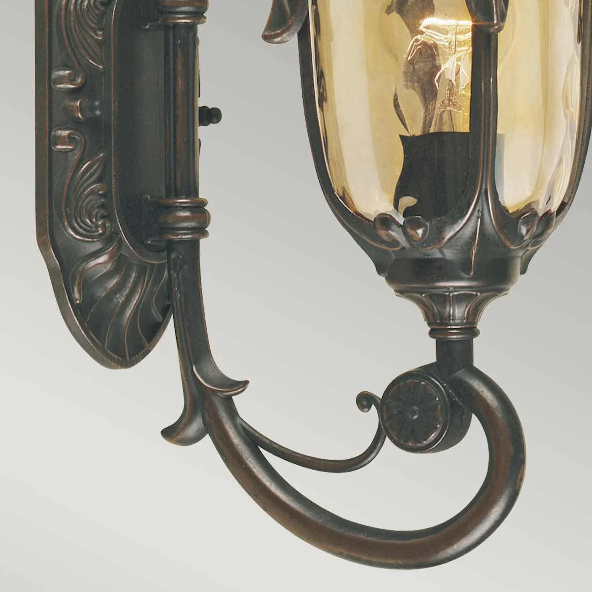 Philadelphia 1-flammige kleine Wandlaterne - Altbronze - Image 3