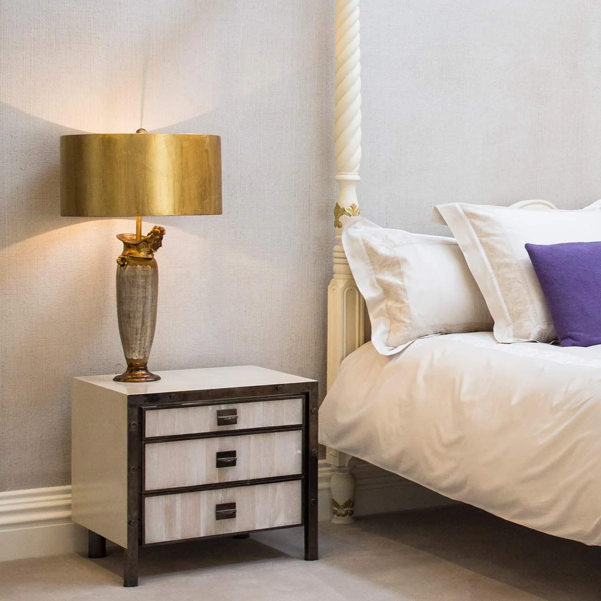 Tischlampe Bienville mit 1 Licht, Silber/Gold und Braun mit vergoldetem Goldschirm - Image 2
