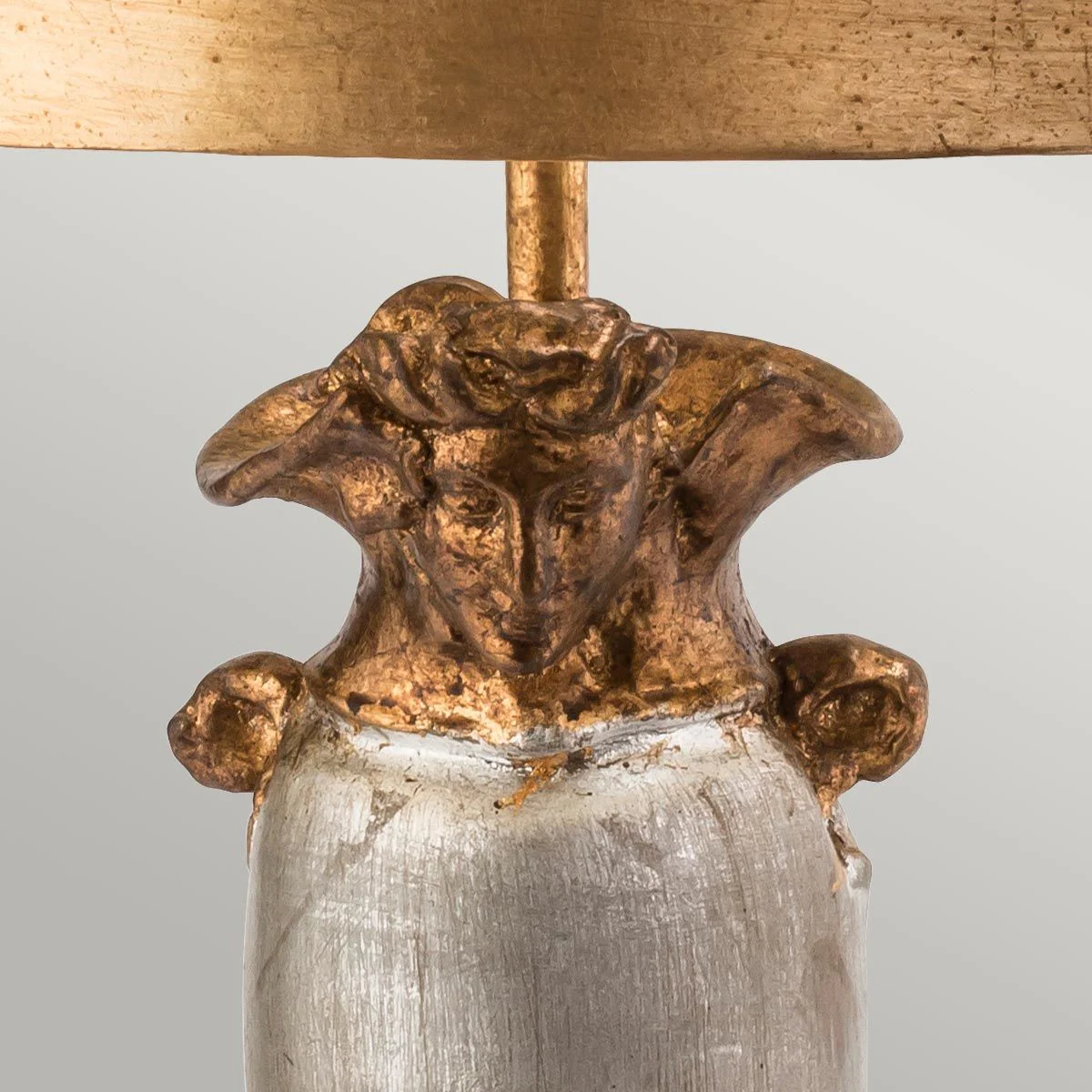 Tischlampe Bienville mit 1 Licht, Silber/Gold und Braun mit vergoldetem Goldschirm - Image 4