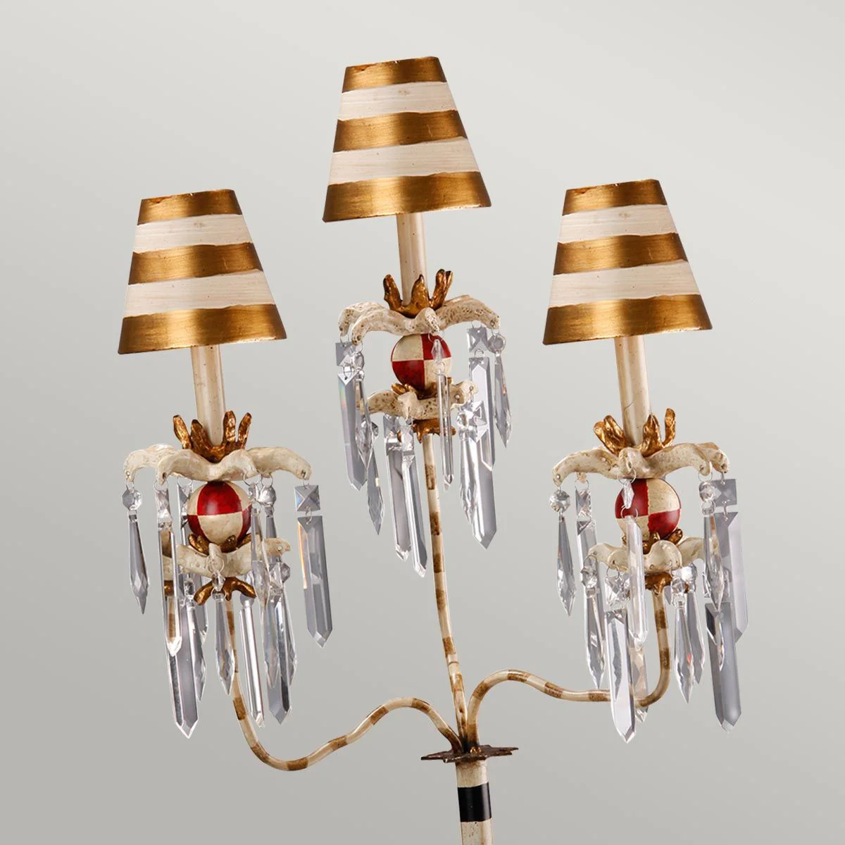 Tischlampe Birdland mit 3 Armen, Creme und Gold mit creme- und goldgestreiftem Schirm - Image 3
