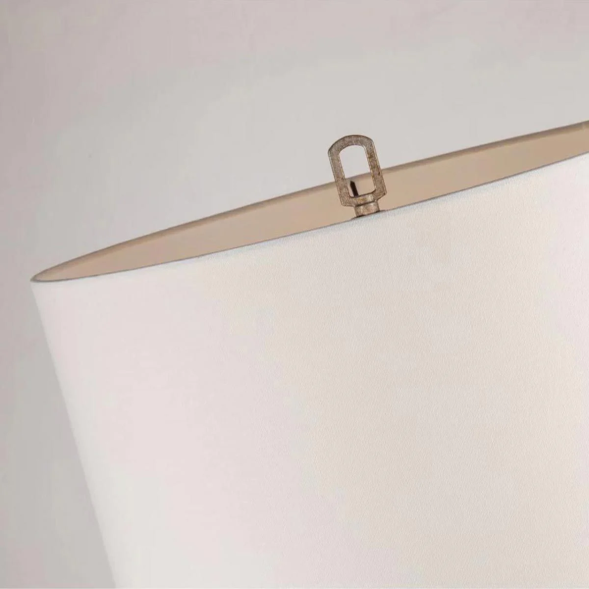 Tischlampe Lemuria mit 1 Licht, Antik-Gold mit elfenbeinweißem Schirm - Image 7
