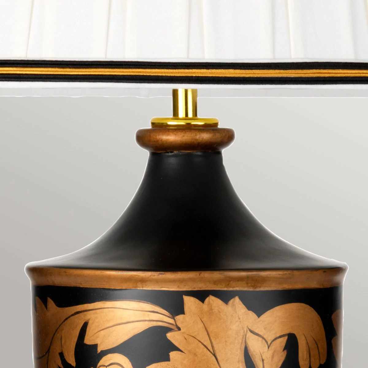 Tischlampe Narbonne mit 1 Flamme – mit hohem Empire-Schirm – Schwarz und Gold mit Elfenbein und schwarzem und goldenem Schirmrand - Image 2